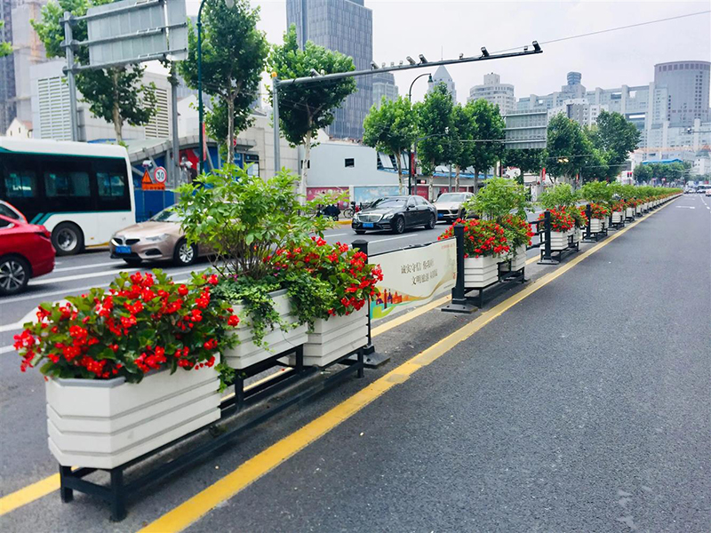 丽江花箱道路护栏